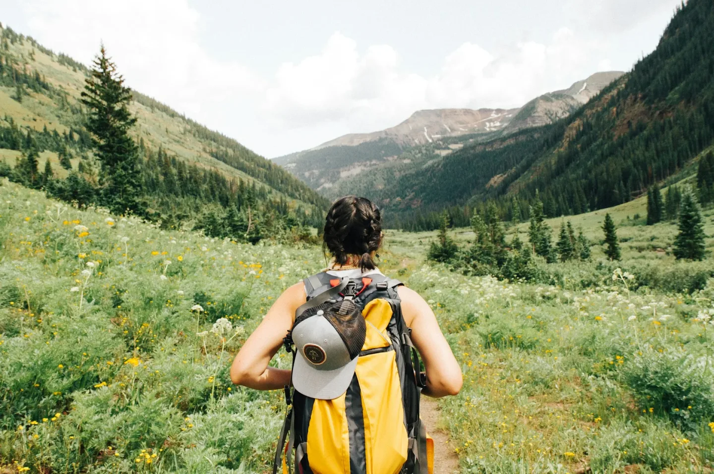 summer hiking clothes