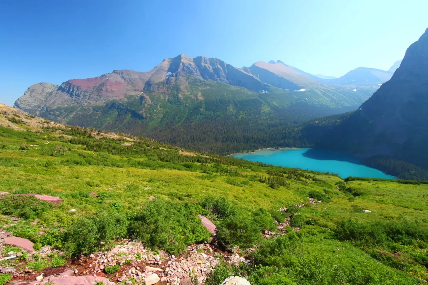 grinnell lake in glacier park